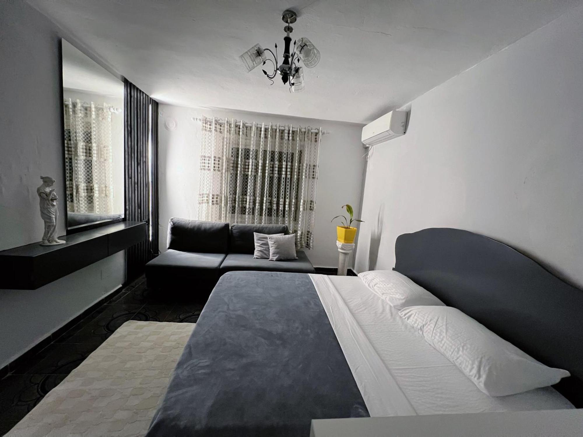 Sedah Apartment Shkoder Bagian luar foto