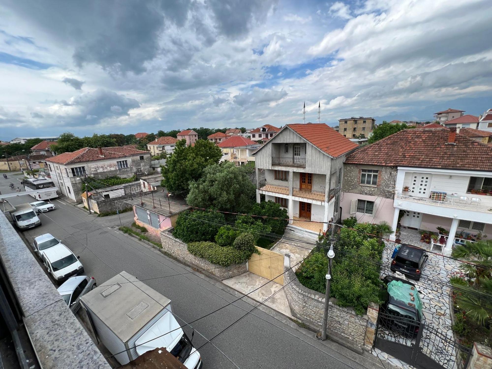 Sedah Apartment Shkoder Bagian luar foto